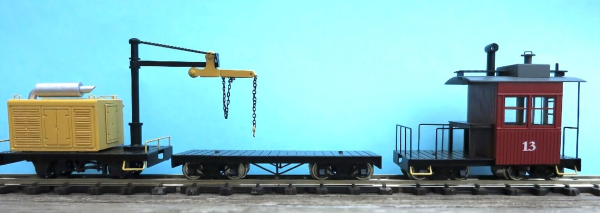 HOn30/HOe Narrow Gauge Caboose, Flatcar & Derrick Crane MOW 3-Car