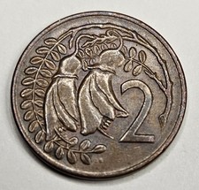 1972 New Zealand 2 Two Cents - Bronze Coin - Kowhai Leaves - World Coin