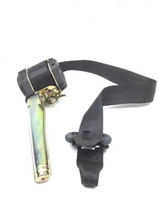 VW Polo III 6N1 Gurtstraffer links vorne 6N3857705B Fahrersitz 2/3 türer