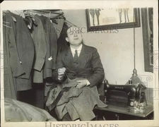 1926 Press Photo New York tailor Max Berman to sing at Carnegie Hall - kfx58515