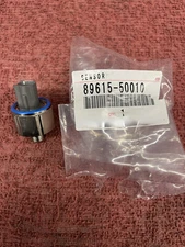8961550010 GENUINE OEM TOYOTA SENSOR, KNOCK CONTROL 89615-50010 US STOCK