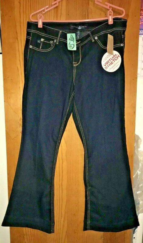 Torrid Source of Wisdom Jeans, NWT, Size 2, virtual stretch shapalicious