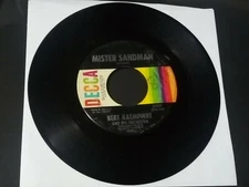 [1968] Bert Kaempfert: Mister Sandman / Lonely Is The Name [EX-] 45RPM 7" record