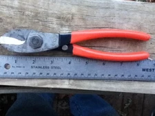 Vitage Benner-Nawman UP-B4 The"Clean" Cable Cutter, Orange. USA