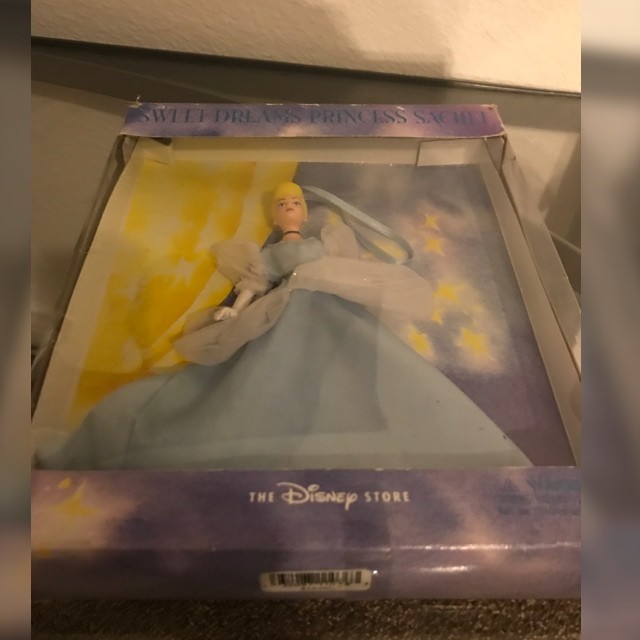 The Disney Store Cinderella sweet dreams princess sachet eBay