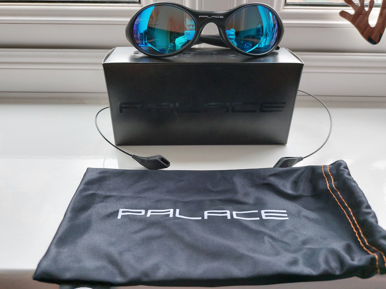 PALACE SKATEBOARDS OAKLEY EYEJACKET PRIZM SAPPHIREMATTE BLACK BNIB NEVER WORN image 2