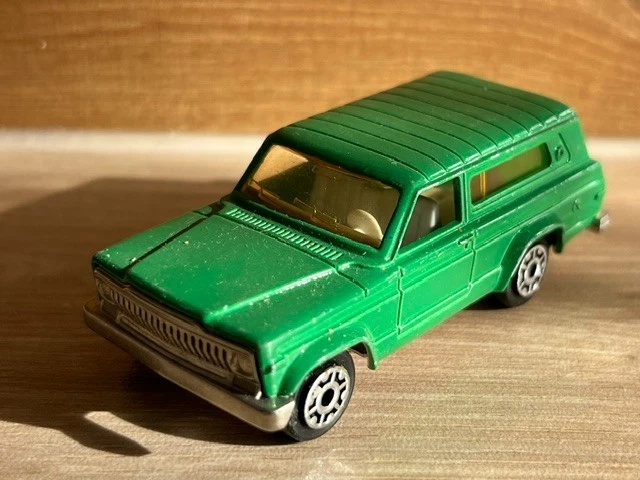 Jeep Cherokee Majorette 1/64 - Photo 1/2