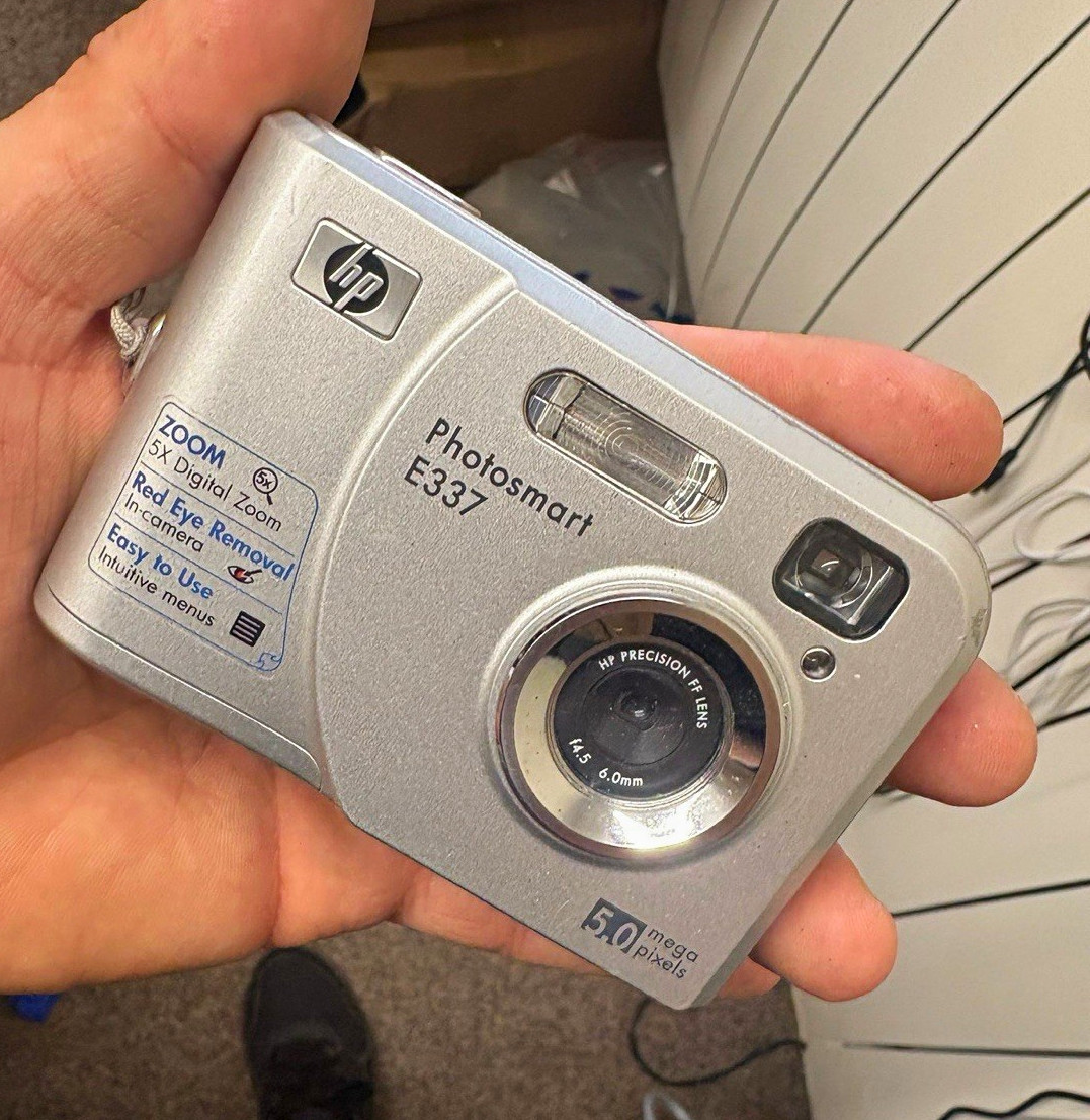 Photosmart E337