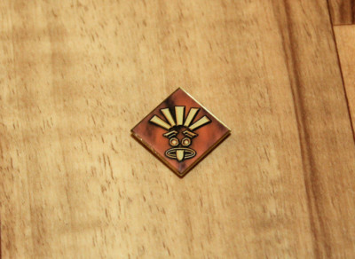 Old Video Game Promo Pin Crash Bandicoot The Legend of Zelda ? Unknown