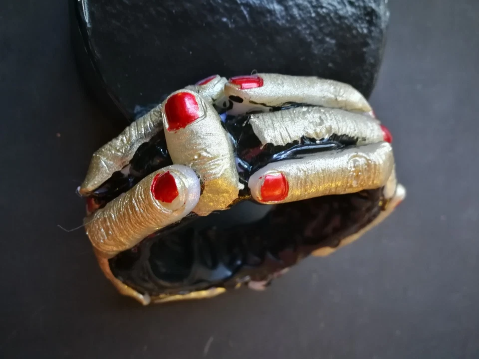 Brazalete Brazalete Joyería Mujer Artista Marca Brazalete Cinco Dedos Macabro Regalo Foto 2 de 4