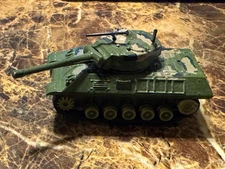 Yat Ming Military Vintage 1011 Tank Diecast Scale Model