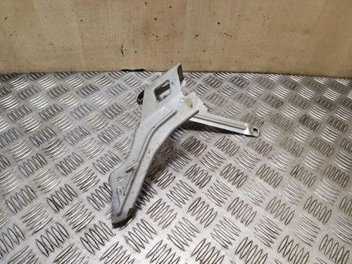 BMW 5 Gran Turismo F07 Kotflügelhalter vorne links 7193421 41357193421 26203101