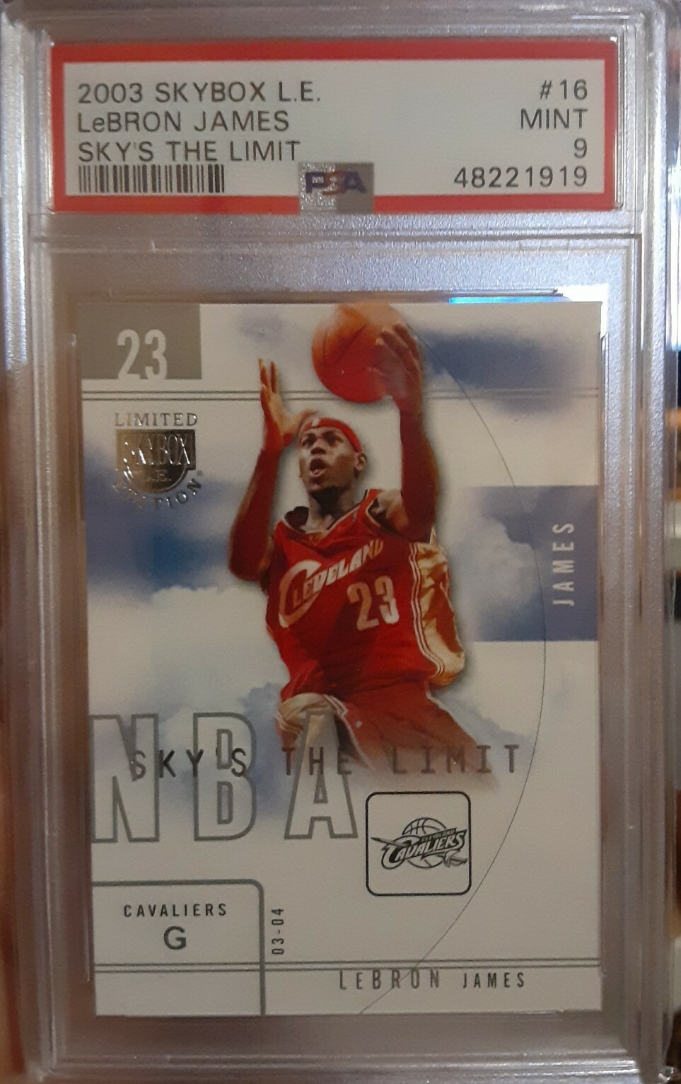 2003-04 Skybox LE Sky's The Limit LeBron James Rookie RC #16 PSA 9 MINT🔥📈