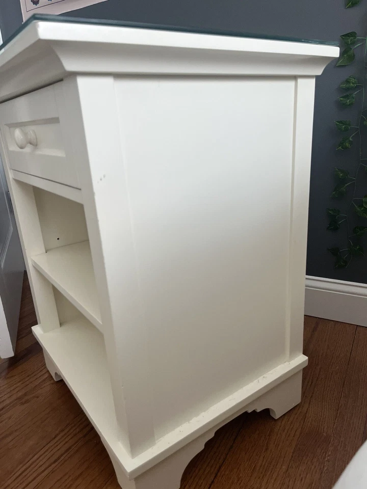 pottery barn cynthia nightstand - Image 3 of 4