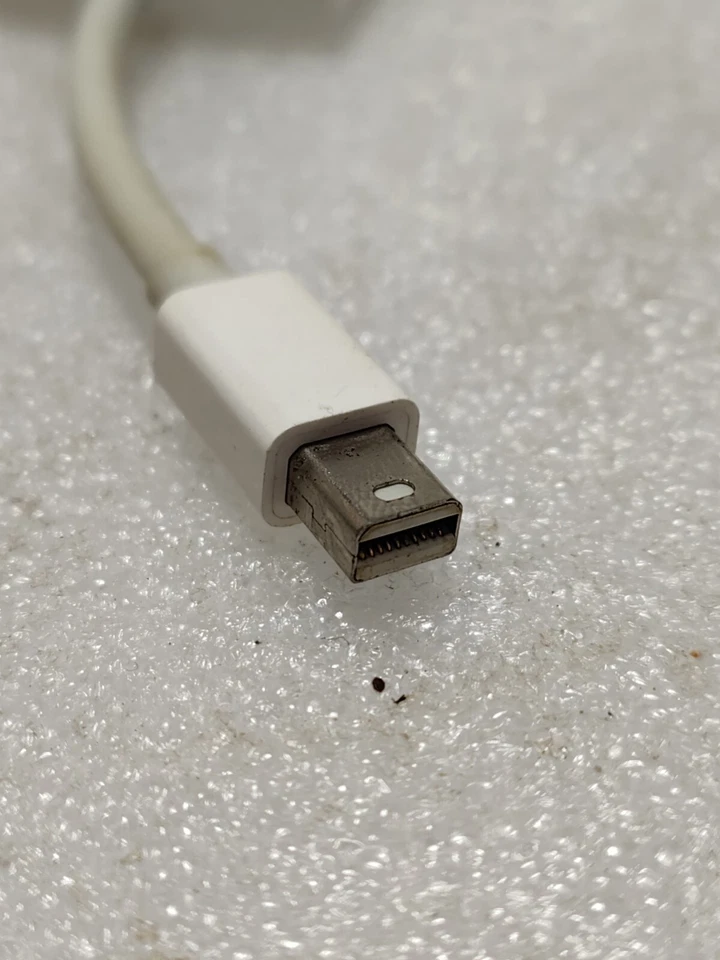 Used Genuine Apple mini Display Port to VGA Video Dongle Adapter S - Image 4 of 4