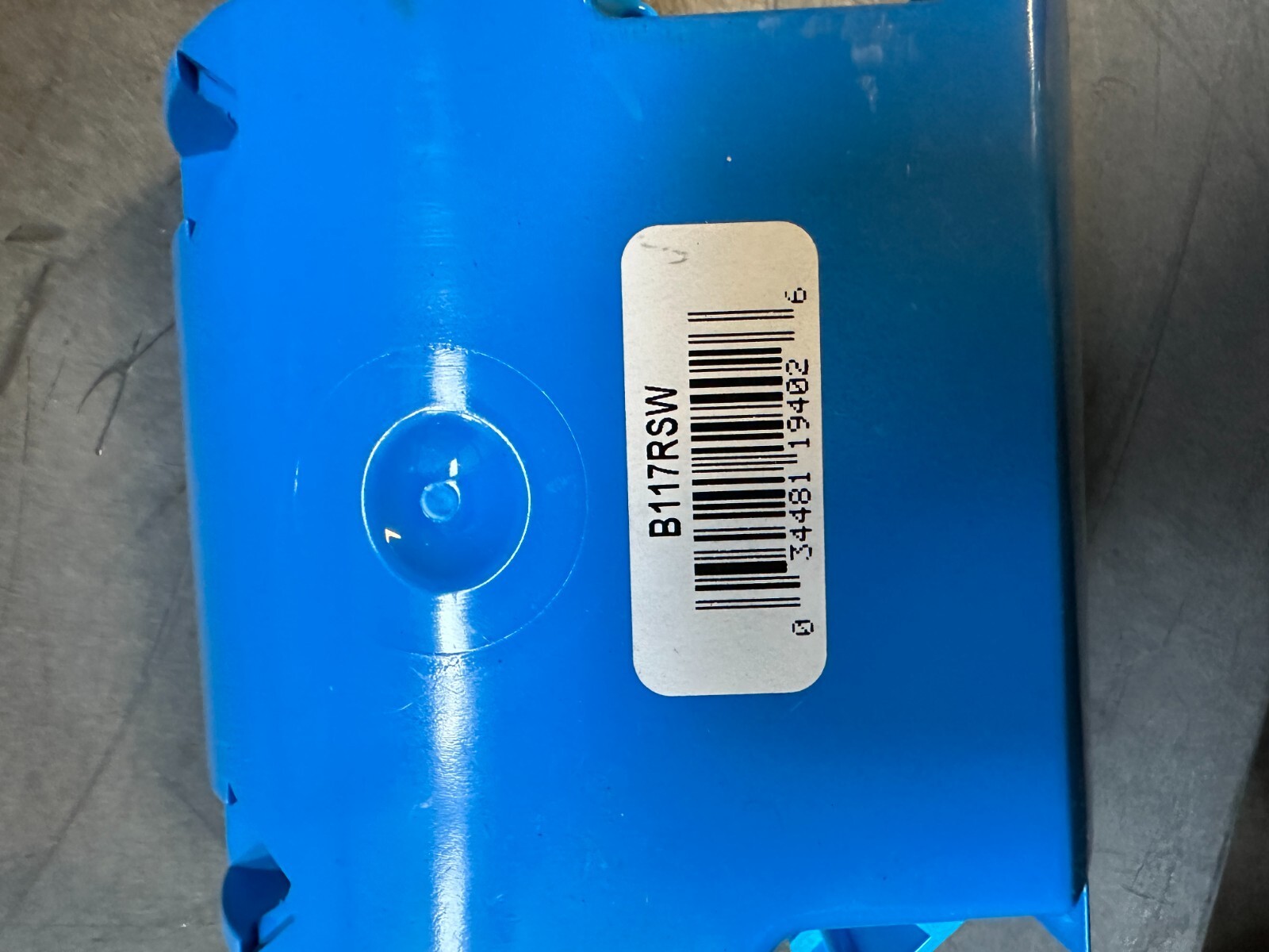 1-Gang 17 cu. in. PVC Shallow Old Work Electrical Switch and Outlet Box - NEW