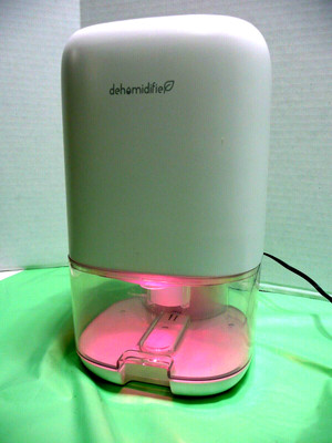 Dehumidifier 7 Changing Tank Colors LED Lights / model ''DH-CS01'' White