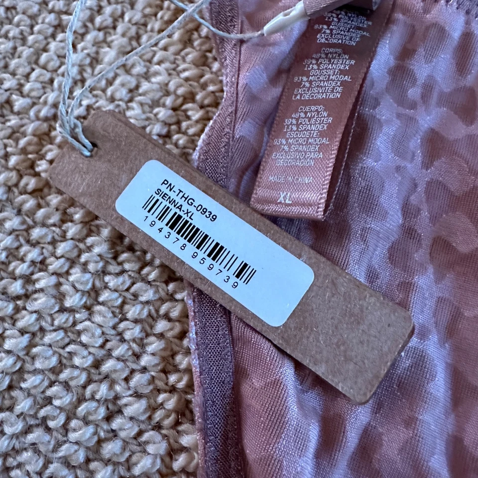 Tanga Skims Sienna logotipo veludo, tamanho GG nova com etiquetas - Imagem 2 de 3