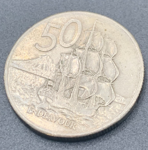 NEW ZEALAND 1980 "ENDEAVOR"  50 CENTS COIN UNCIRCULATED