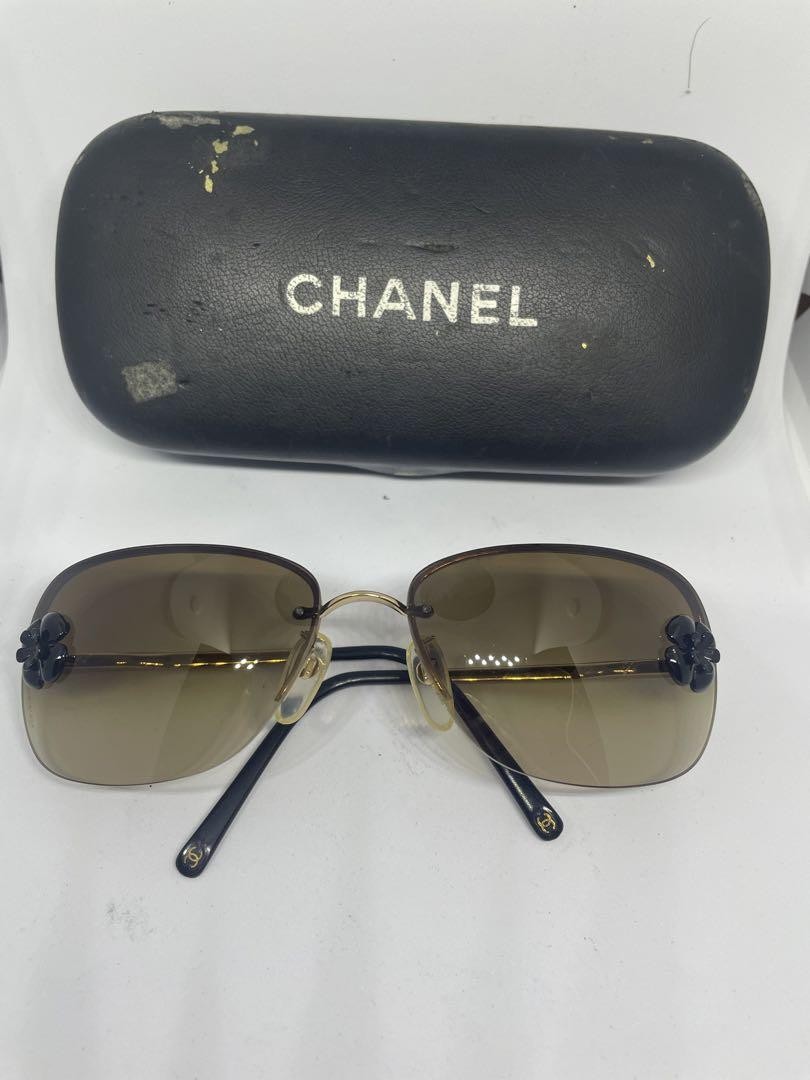 CHANEL Camellia Sunglasses with Floral Motif Style 12
