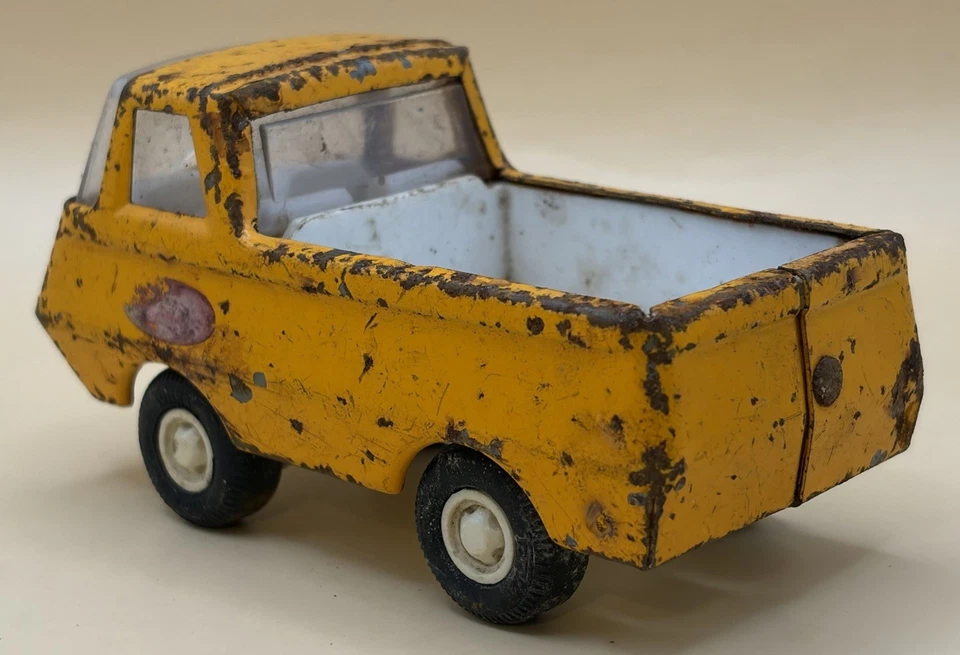 Tonka Tinplate Pick-Up Truck - Yellow  - Image 4 of 4