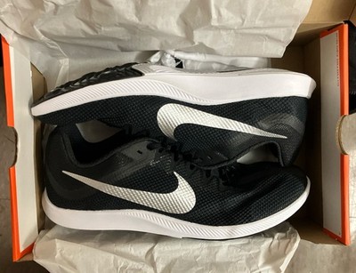 Nike Zoom Rival Distance Track & Field Distance Spikes (Black/white)