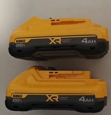 2 New Dewalt DCB2104 Powerpack 20V Max XR 4.0Ah Lithium Ion Batteries DCB2104-2