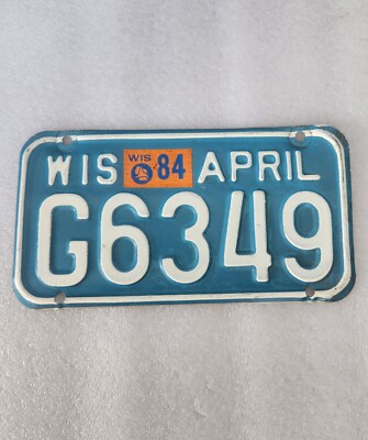 Vintage Wisconsin Motorcycle License Plate April 1983 Baby Blue   Has 84 Sticker