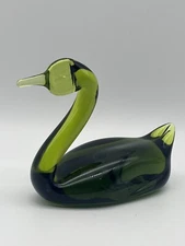 Vintage Rainbow Glass Swan Figurine Avocado Green Huntington WV