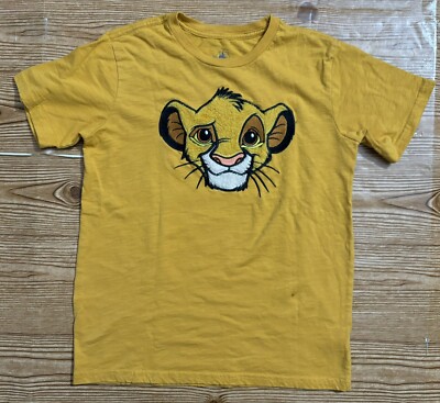 Disney Simba Embroidery Fuzzy Patch Mustard/Gold T-Shirt Boys Size XL (14)