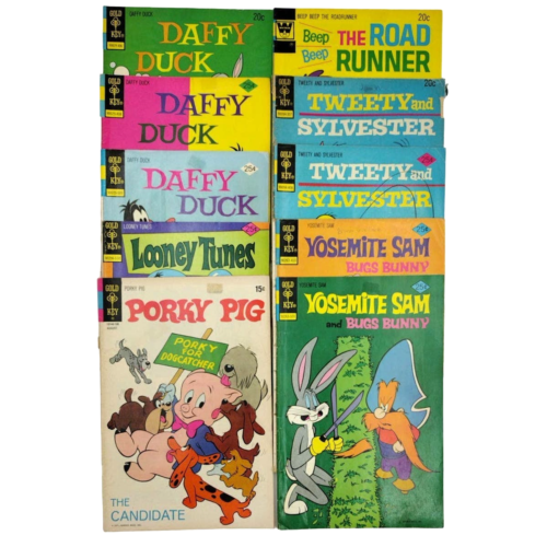 10 Looney Tunes Comic Lot Daffy Duck Tweety Sylvester Porky Pig Bugs Bunny 1970s - Afbeelding 1 van 7