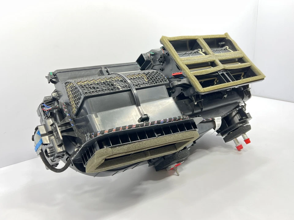 2017 - 2025 CHRYSLER PACIFICA CAJA DE CARCASA DE CALEFACCIÓN DELANTERA DE AIRE ACONDICIONADO OEM 68216209AL Foto 2 de 4