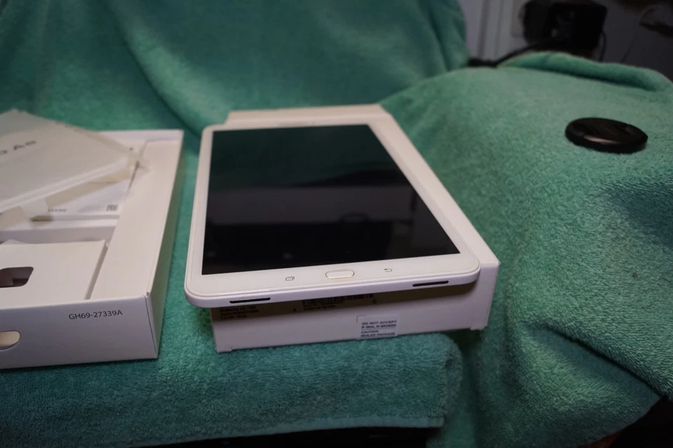 Samsung Galaxy Tab A 6  10.1 16GB 2GB RAM Tablet - Weiß - Bild 3 von 4