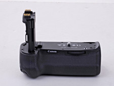 USED Canon BG-E21 Battery Grip for Canon 6D Mark II DSLR Body