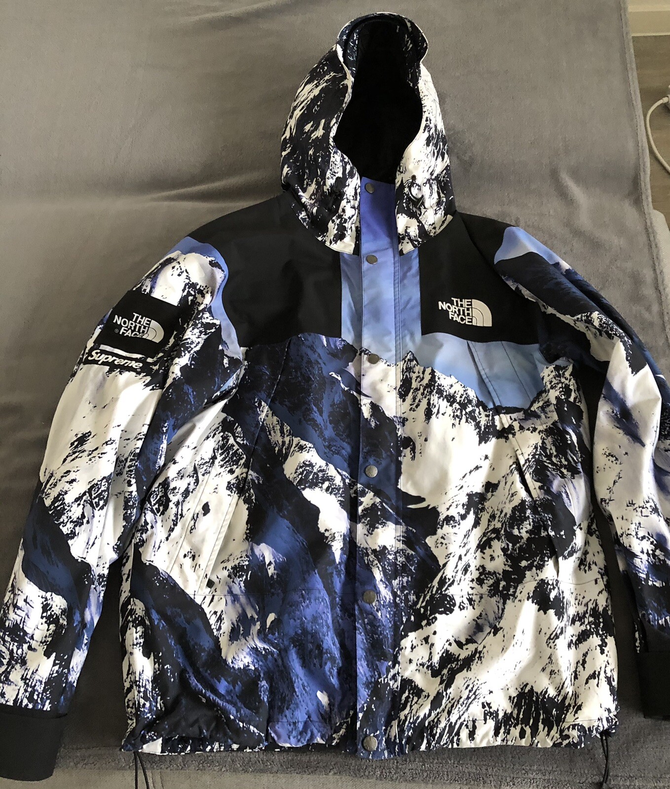 supreme tnf 2017