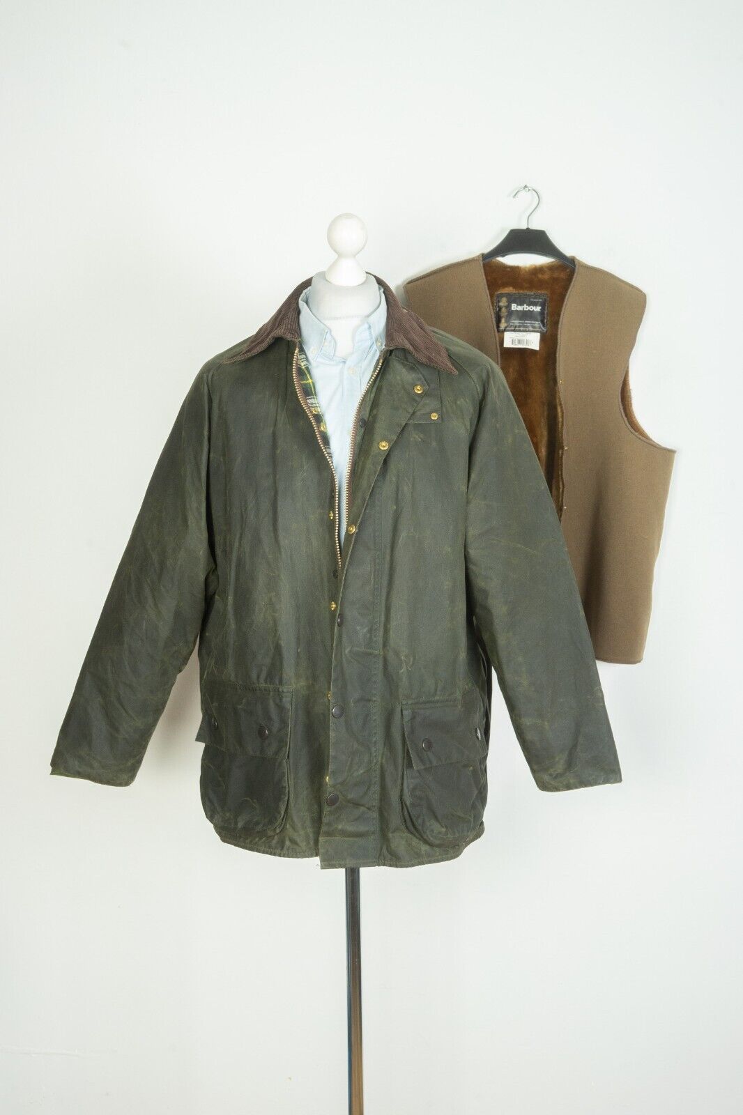 uitbarsting beet Atletisch Mens Vintage Barbour Beaufort Wax Cotton Olive Jacket + Liner Size C44  112CM | eBay