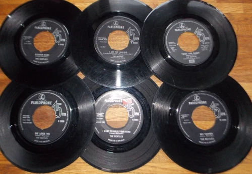 THE BEATLES VINYL SINGLES R5055. 5084,5389,5493,5655,6016,1960s YELLOW SUBMARINE