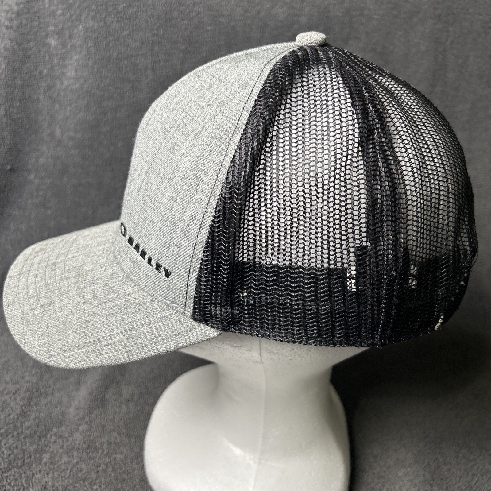 Oakley SnapBack Hat Gray Adjustable Cap Mesh Truc… - image 4