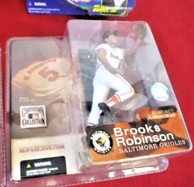 McFARLANE SPORTS PICKS COOPERSTOWN 1 BALTIMORE ORIOLES BROOKS ROBINSON VARIANT