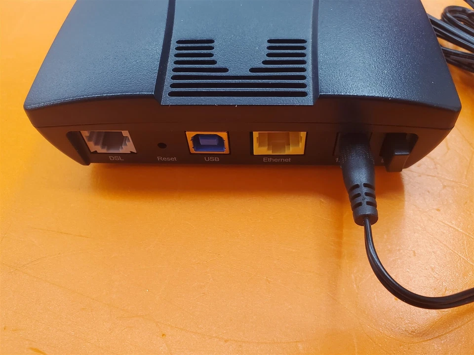 ⭐️⭐️⭐️⭐️⭐️ Siemens Speedstream 4200 Ethernet USB ADSL Modem w Power Supply - Image 3 of 4