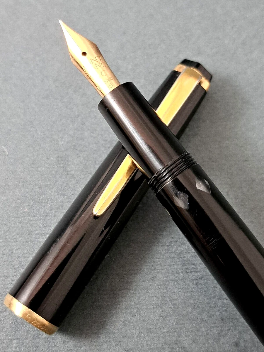 R568棗『北浜裕美子(宗貴)作』『松笠蒔絵』共箱茶道具