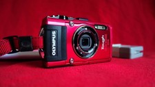 Olympus Stylus Tough TG-4 16.0MP Waterproof Underwater Digital Camera - Red +8GB