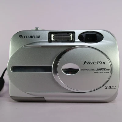 Fujifilm FinePix 2600 Zoom
