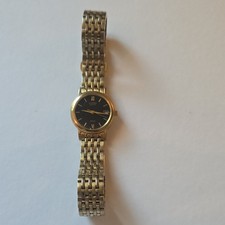 Vintage Citizen Quartz Dress Watch 50m WR Black Dial Date Gold Bracelet