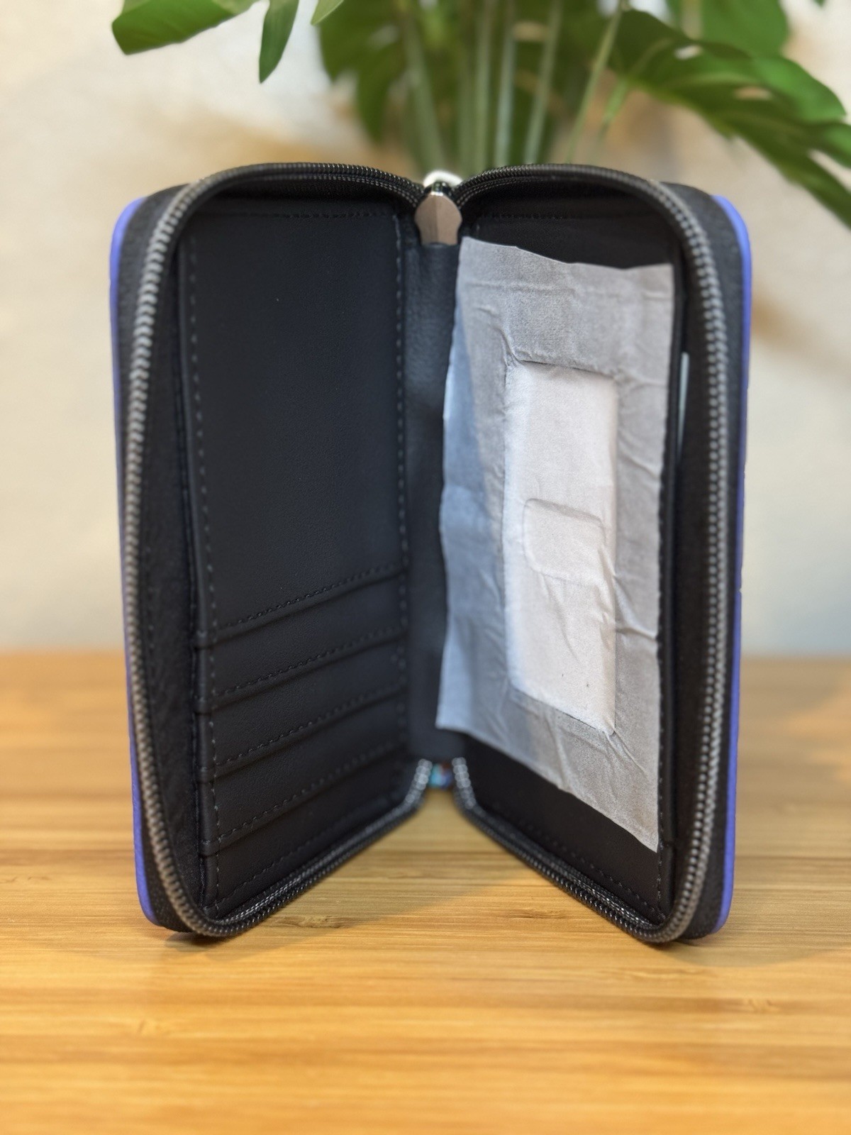 NWT Loungefly Disney Stitch Pumpkin Glow-In-The-Dark Mini Zipper Wallet