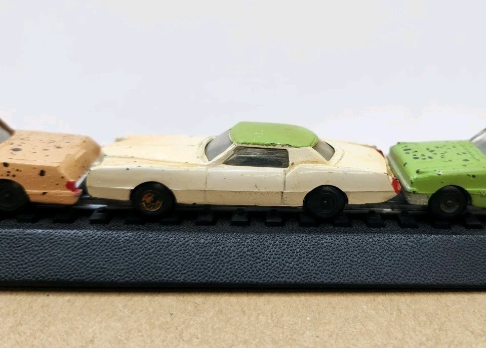 Lote De 3 Automóviles De Colección Bachmann Ho Ford Station Wagon Cadillac Eldorado Foto 4 de 4