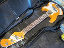 Fender Squier Mini P Bass, modded Capri Orang...