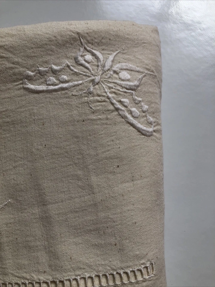 drap ancien brodé - Photo 3/4