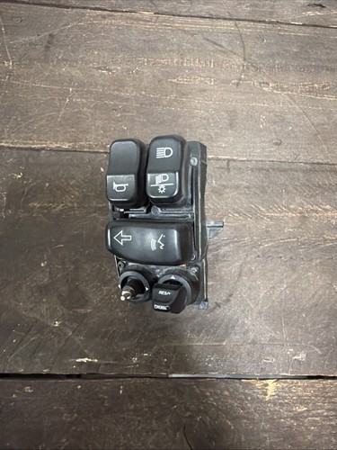 2014-2023 OEM Harley Davidson LEFT Switch Pack Control Switch 71500091