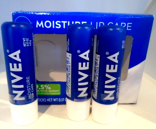NIVEA Feuchtigkeit, Lippenpflege 0,17 Oz. 3 Sticks